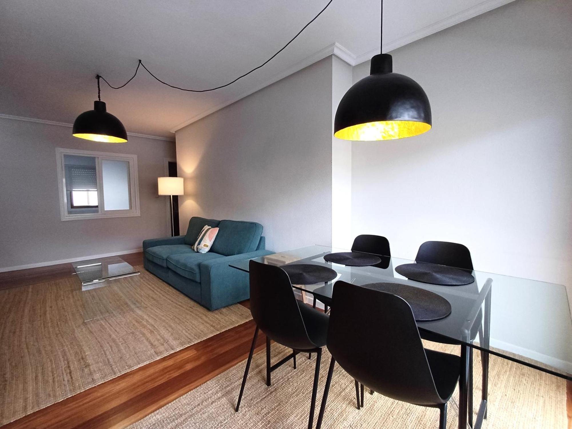 4J - Ourense Centro Con Parking Exteriör bild